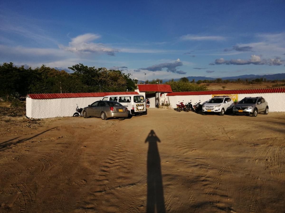 ホテル El Penon De Constantino - Tatacoa ビジャビエハ エクステリア 写真